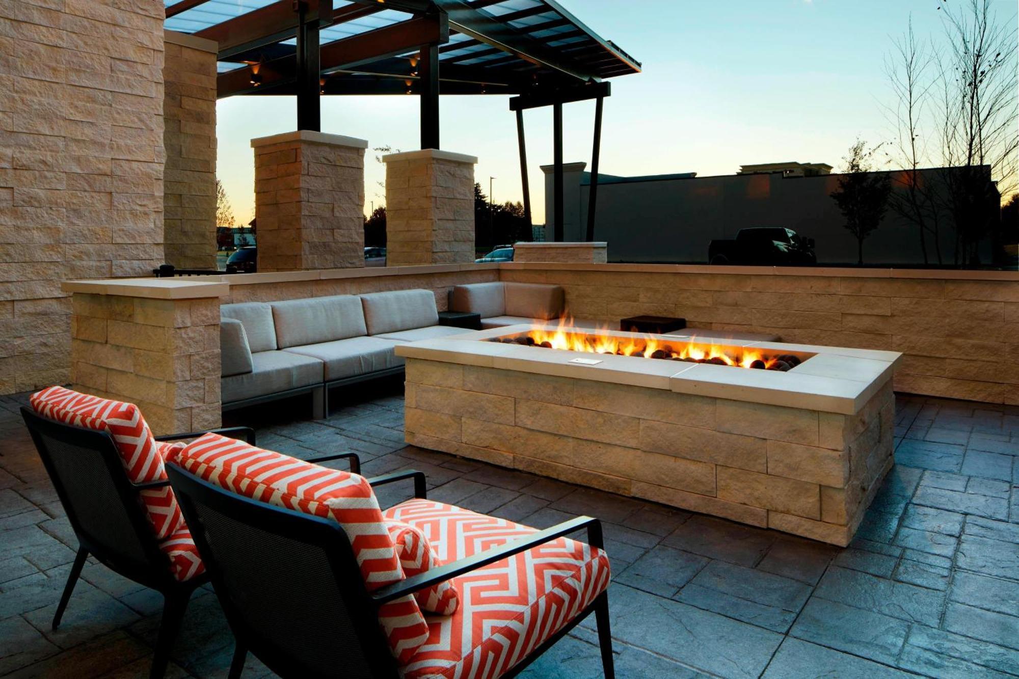 Springhill Suites By Marriott Columbus Easton Area Exterior photo